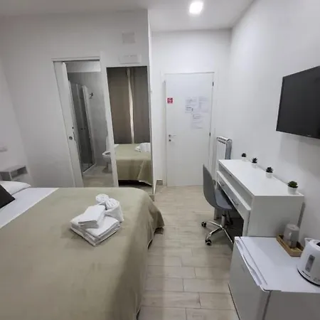 Panzió New Era Nápoly