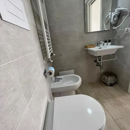 Bed & Breakfast New Era Neapel