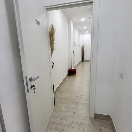 Bed & Breakfast New Era 4*