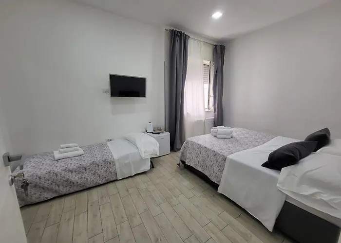 Bed & Breakfast New Era Neapol